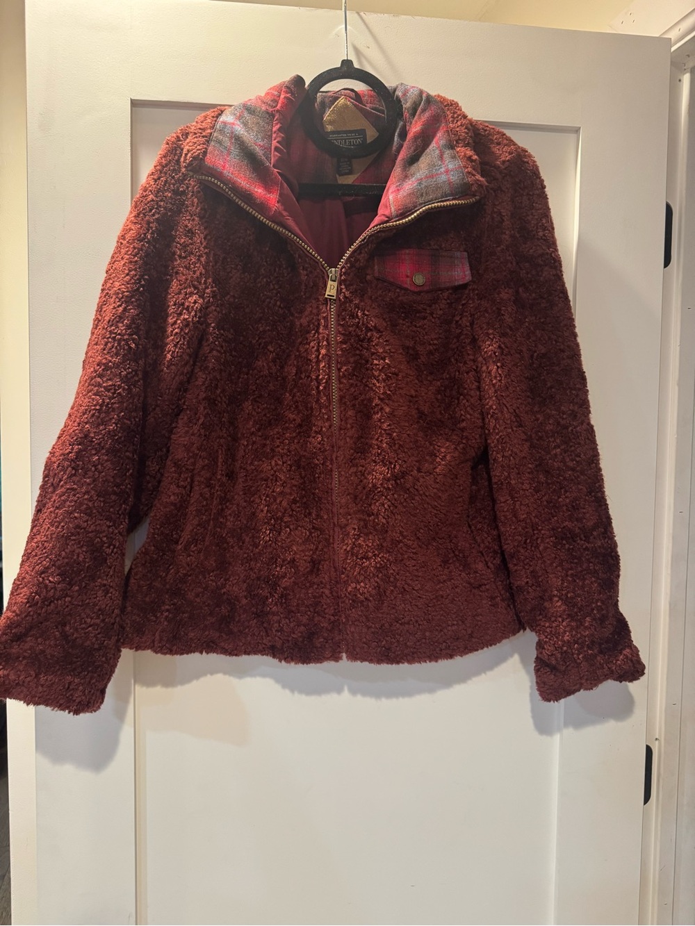 Pendleton Burgundy Sherpa Fleece Jacket Plaid Trim Full Zip Women’s Size M
